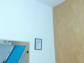 Conniee Manuela's Live Sex Cam Show