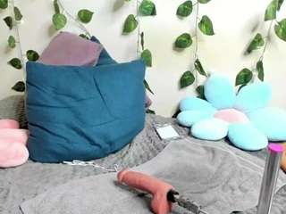 katacollins webcam model