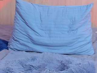 samantacruz's CamSoda show and profile