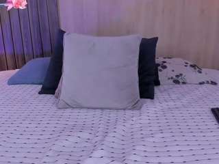 samantacruz's CamSoda show and profile