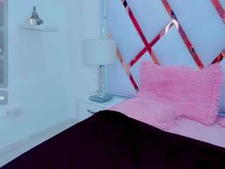 little-mommy webcam model