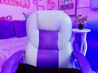 hairy pussy teen 18+