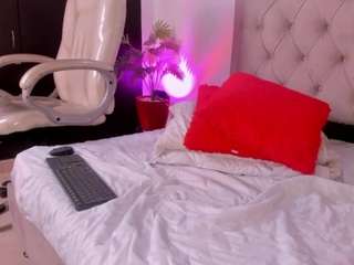  lindarey-mr chat room