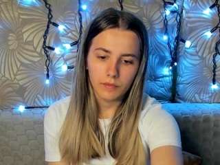 maggiecake webcam