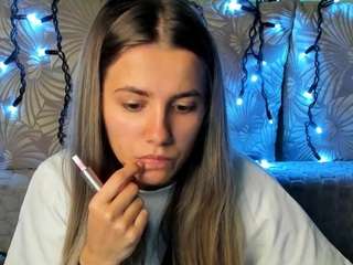  maggiecake chat room