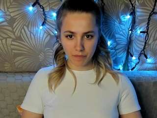 maggiecake Live Webcam on CamSoda