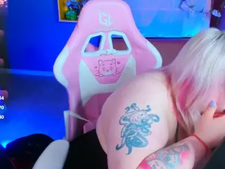 Yoki and Rory's Live Sex Cam Show