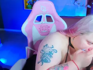 Yoki and Rory's Live Sex Cam Show