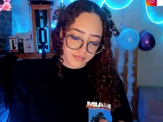 liz-martins's CamSoda show and profile