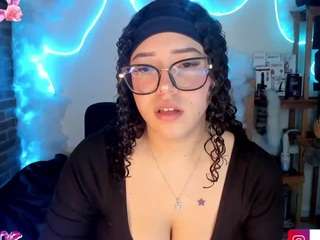 liz-martins Live Webcam on CamSoda