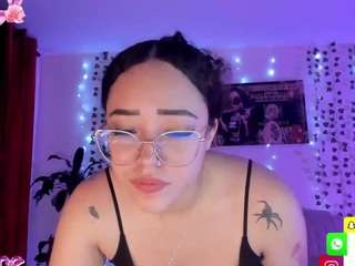 le modèle liz-martins est en webcam porno dans un show sur le site camsoda, il possède les tags suivants: anal,smoking,anal toys,lovense,natural,pov,public,pussy,pussyplay,sexy,spank,handjob,spanking,squirter,striptease,tattoos,teen 18,toys,twerk,wet