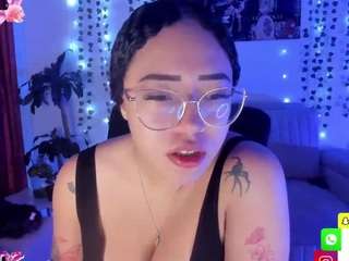 Live webcam model liz-martins on Soda Cams