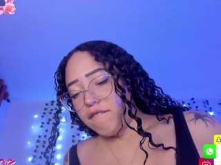 Live webcam model liz-martins on Soda Cams