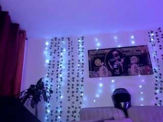 Live webcam model liz-martins on Soda Cams