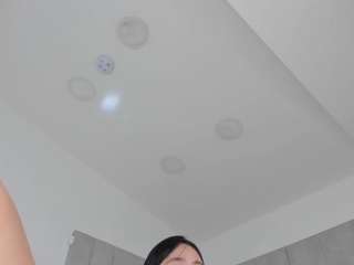 Live webcam model tamy-leen on Soda Cams