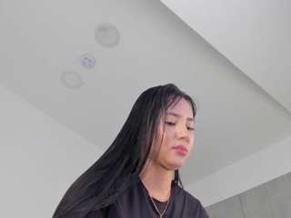 tamy-leen's CamSoda show and profile