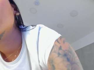 tamy-leen's CamSoda show and profile