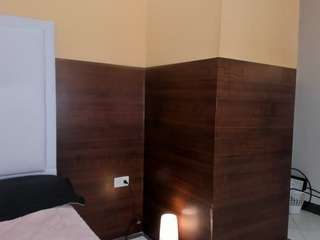 Anny-1 live webcam show