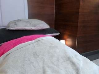 Anny-1 live webcam show