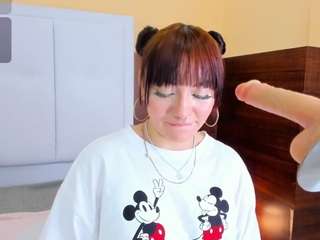 Anny-1's cam show statistics and live stream