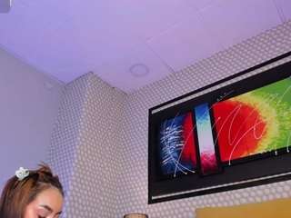 Anny-1 live cam preview