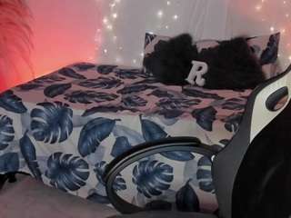 Live webcam model dannadomiinguez on Soda Cams