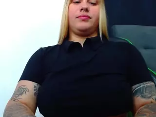 hanna-sweethot's Live Sex Cam Show