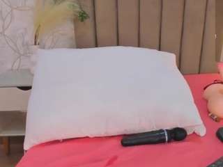 roma-love Live Webcam on CamSoda