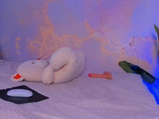 camila-white1 webcam
