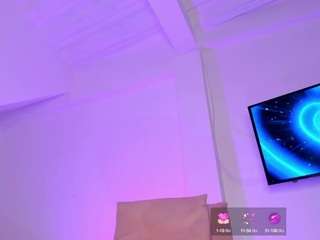 victoriavx Live Webcam on CamSoda