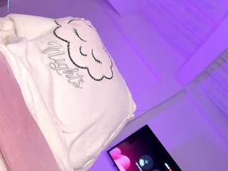 victoriavx Live Webcam on CamSoda