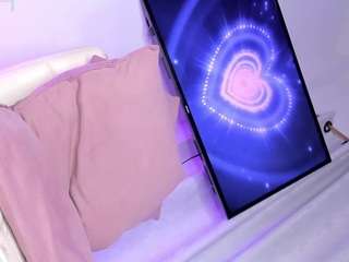 victoriavx Live Webcam on CamSoda