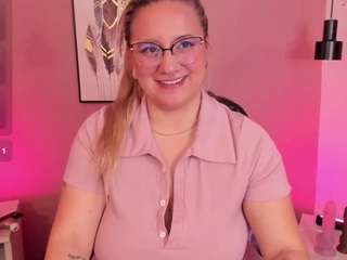 hollie-jolie webcam