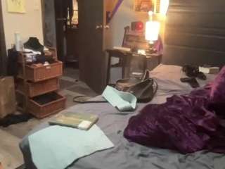 britneyjean81 live cam profile