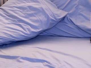 Live webcam model annieswan on Soda Cams