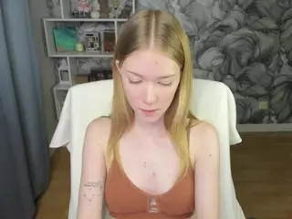 Mia's Live Sex Cam Show