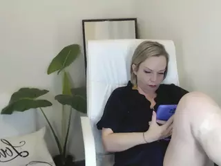 Tilly's Live Sex Cam Show