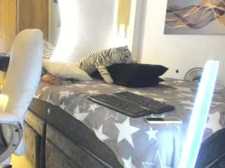  amber-disney chat room