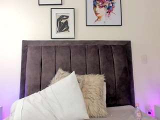 helen-moorex Live Webcam on CamSoda