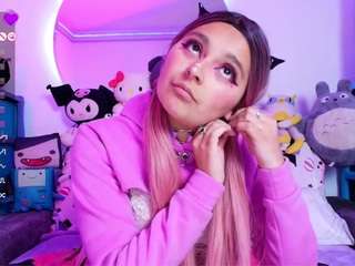 marceliinee webcam model