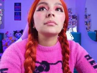 marceliinee's CamSoda show and profile