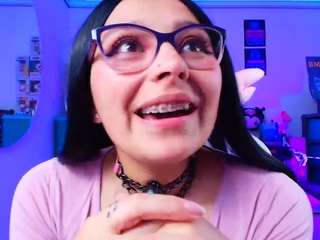 marceliinee live cam profile