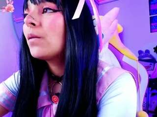 MARCELINE live cam preview