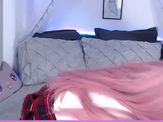 Marceline Cute Girl's Live Sex Cam Show