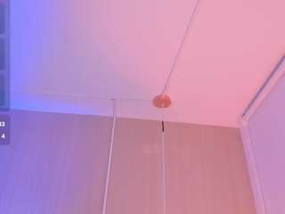 leoniewinters webcam model