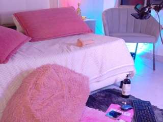 leoniewinters camsoda