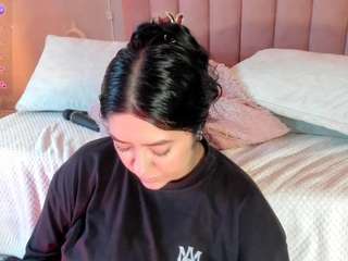 leoniewinters webcam model