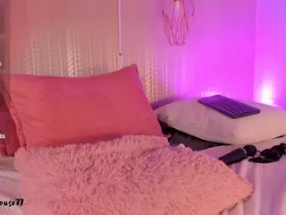 leoniewinters's Live Sex Cam Show