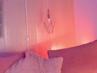 leoniewinters's Live Sex Cam Show
