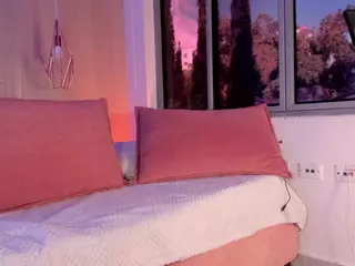 leoniewinters's Live Sex Cam Show